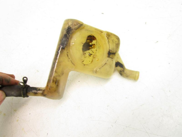 85 Honda VT 500 C Shadow Reservoir Oil Seperator 17211-MF9-700 1984-1986