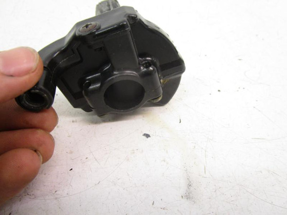 94 Suzuki RM250 RM 250 Twist Tube Throttle Housing 57100-14302 1984-1998 94 Suzuki RM250 RM 250 Twist Tube Throttle Housing 57100-14302 1984-1998