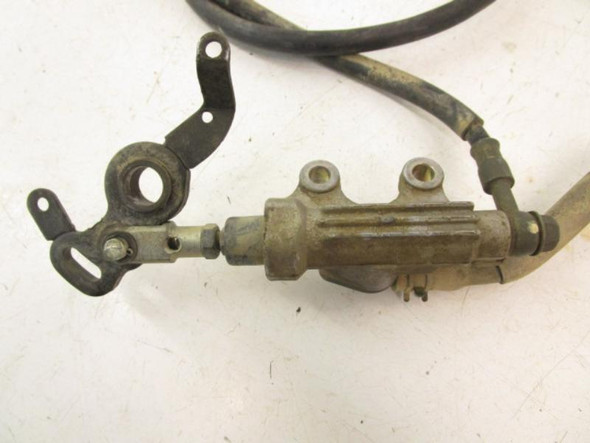 00 Yamaha YFM 400 Kodiak 4x4 Rear Brake Master Cylinder 5GH-2583V-00-00 2000-01 00 Yamaha YFM 400 Kodiak 4x4 Rear Brake Master Cylinder 5GH-2583V-00-00 2000-01