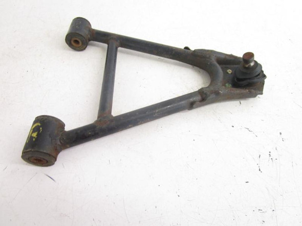 00 Yamaha YFM 600 Grizzly Right Lower A Arm 5GT-23580-01-00 2000-2001