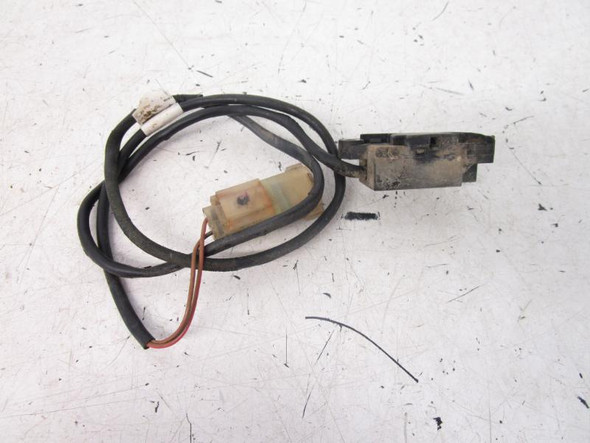 04 Honda TRX 450 FM Foreman 2WD 4WD Switch 35400-HN0-671 2002-2004 04 Honda TRX 450 FM Foreman 2WD 4WD Switch 35400-HN0-671 2002-2004
