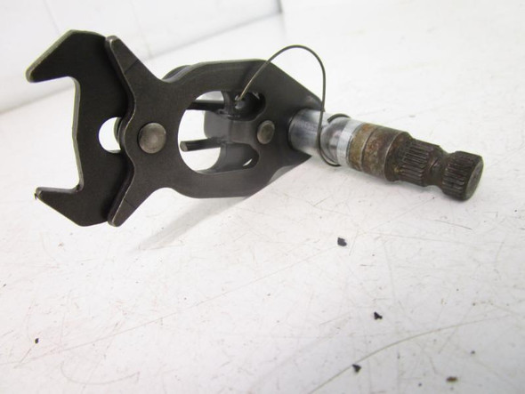 86 Honda XR 600 Shift Shaft Spindle 24610-MG3-010 1985-1990