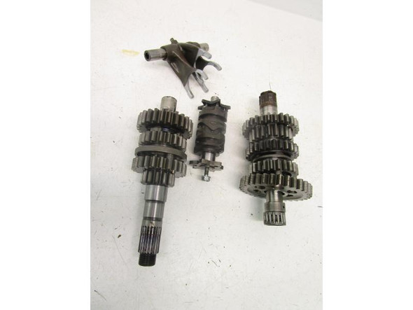 86 Honda XR 600 Transmission Trans 23211-MN1-670 1985-1990 86 Honda XR 600 Transmission Trans 23211-MN1-670 1985-1990