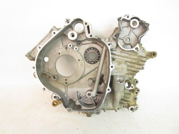 05 Yamaha YFM 660 Grizzly Left Side Crankcase Case 5KM-15100-12-00 2005-2008