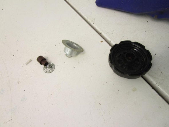 1987-2006 Suzuki LT 80 Quadsport Gas Fuel Tank 51001-S006-504 1987-2006 Suzuki LT 80 Quadsport Gas Fuel Tank 51001-S006-504