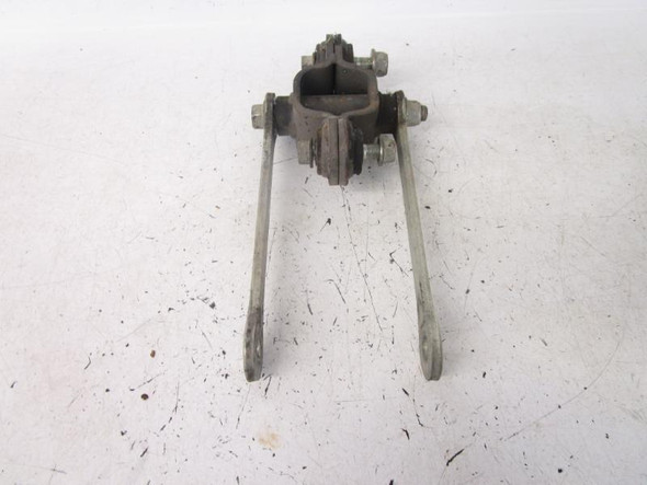 01 Suzuki GS 500 E Rear Shock Linkage 62601-01821 1991-2005 01 Suzuki GS 500 E Rear Shock Linkage 62601-01821 1991-2005