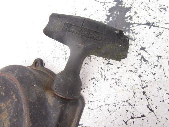 94 Kawasaki KLF 300 Bayou 2x4 Recoil Pull Starter 49088-1055 1988-2004 94 Kawasaki KLF 300 Bayou 2x4 Recoil Pull Starter 49088-1055 1988-2004