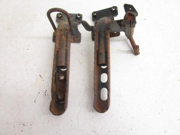 94 Kawasaki KLF 300 Bayou 2x4 Foot Pegs Left Right 34028-1279 1989-2004 94 Kawasaki KLF 300 Bayou 2x4 Foot Pegs Left Right 34028-1279 1989-2004