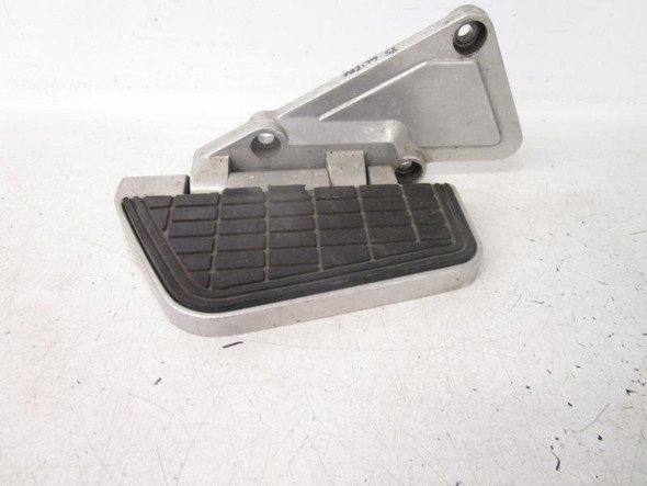 85 Honda GL 1200 Goldwing Left Pasenger Peg Floor 50810-MG9-870 1984-1985 85 Honda GL 1200 Goldwing Left Pasenger Peg Floor 50810-MG9-870 1984-1985