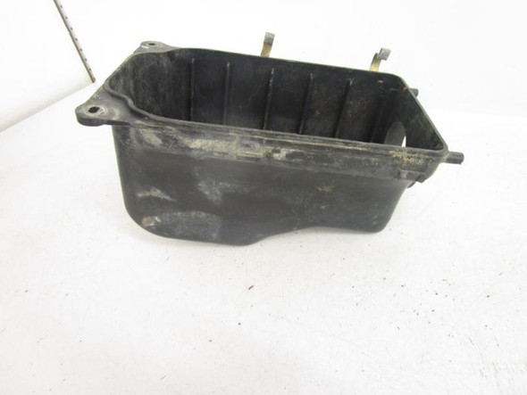 05 Yamaha YFM 660 Grizzly Airbox Housing 5KM-14411-10-00 2003-2008