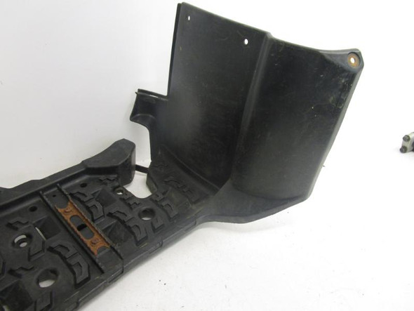 05 Yamaha YFM 660 Grizzly Right Foot Well 5KM-27463-01-00 2003-2008