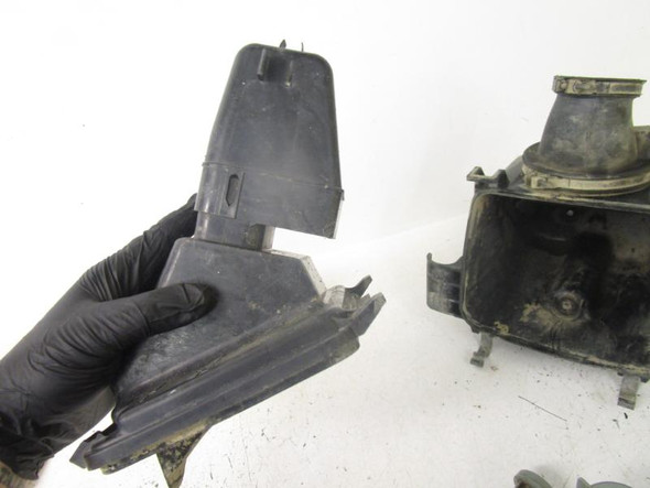 04 Suzuki LTZ 250 QuadSport Airbox Housing 13700-21G01 2004-2009