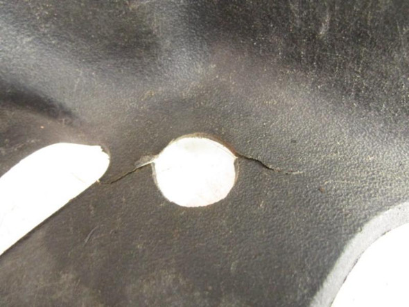 99 Suzuki LTF 250 QuadRunner 2x4 Right Heel Guard 63330-39DA0-291 1999-2002