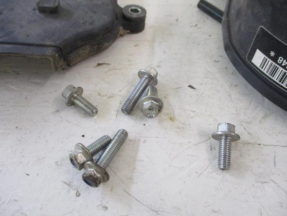 2020 John Deere Gator XUV 590M 590 M EPS Upper Lower Timing Belt Cover