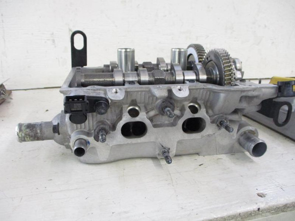 2020 John Deere Gator XUV 590M 590 M EPS Cylinder Head Valves Cam