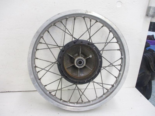 1977-1979 Yamaha DT 250 Rear Wheel Rim Hub 18x1.85 1M1-25311-00-98