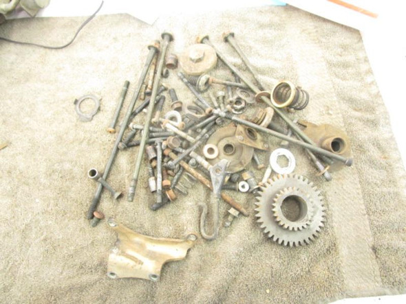 00 Yamaha YFM 250 Bear Tracker 2x4 Misc Engine Hardware 1999-2004