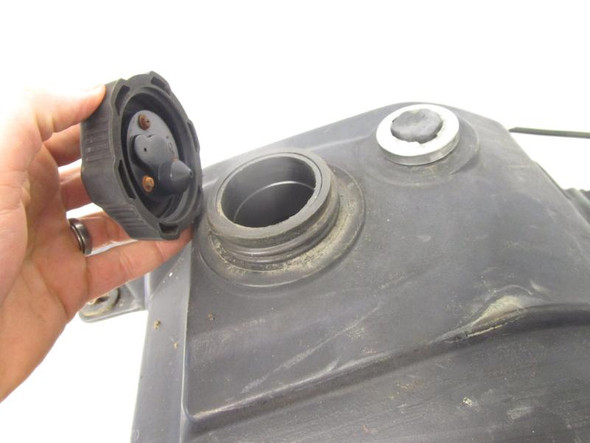 01 Yamaha YFM 400 Big Bear 4x4 Gas Fuel Tank 5FU-F4110-11-00 2000-2012