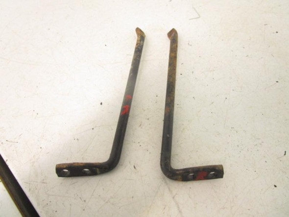 92 Honda TRX 200 D Type II Left Right Rear Fender Stays 80125-HF1-670 1990-1997