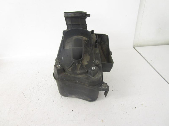 01 Honda VT1100 C2 Sabre Airbox Housing 17210-MM8-020 2000-2007