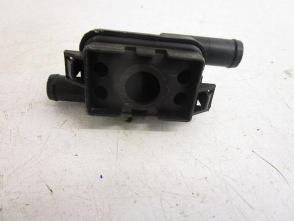 01 Honda VT1100 C2 Sabre Sub Air Cleaner Valve 17256-MAH-610 2000-2007