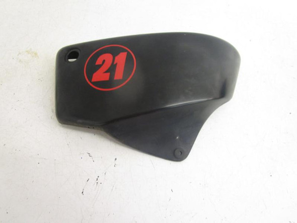 01 Honda VT1100 C2 Sabre Right Side Cover 83500-MAH-000ZJ 2000-2007