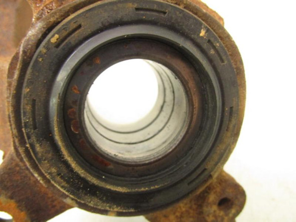 99 Yamaha YFM 350 Big Bear 2x4 Left Steering Knuckle Hub 5FE-23501-03-00 1999