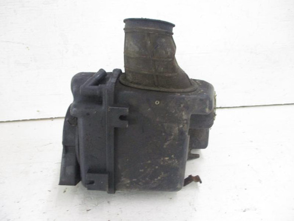1981 Suzuki GN 400 Airbox
