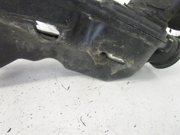 99 Yamaha YFM 600 Grizzly Airbox Housing Boots 1UY-14411-02-00 1998-2001