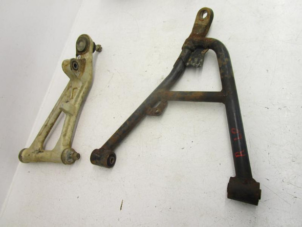 05 Honda TRX 650 Rincon Right Front A Arms 51350-HN8-000 2003-2005