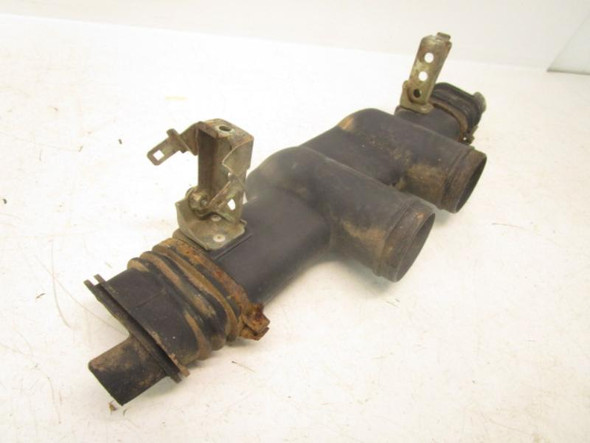 87 Honda TRX 350 4x4 Fourtrax Air Cleaner Duct 17205-HA7-670 1986-1987