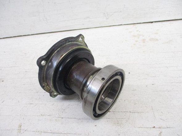 09 Yamaha RS Vector LTX Snowmobile PTO Output Shaft Crank Snout 8ES-11406-03-00