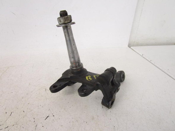 87 Yamaha YFM 350 X Warrior Right Steering Knuckle 1UY-23502-01-00 1987-1988