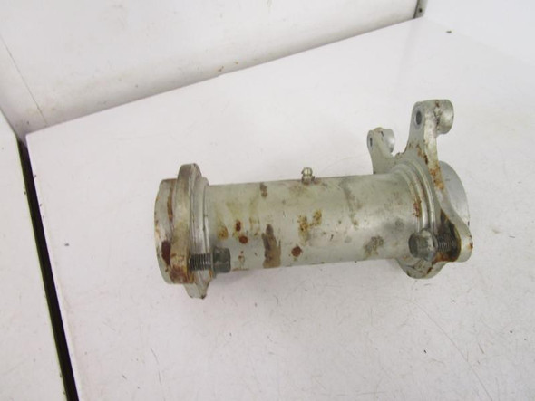 87 Yamaha YFM 350 X Warrior Rear Axle Bearing Carrier 1UY-25311-02-35 1987