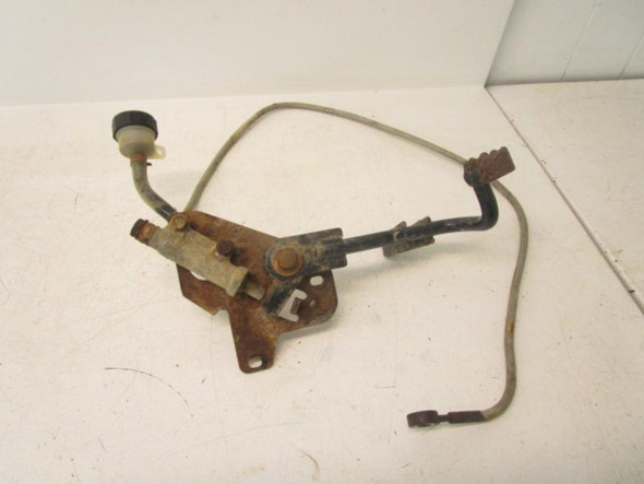 04 Polaris Magnum 330 2x4 Rear Foot Brake Master Cylinder 1910311 2003-2004
