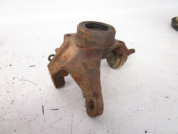 00 Honda TRX 450 S Foreman Right Steering Knuckle 51200-HN0-A00 1998-2001