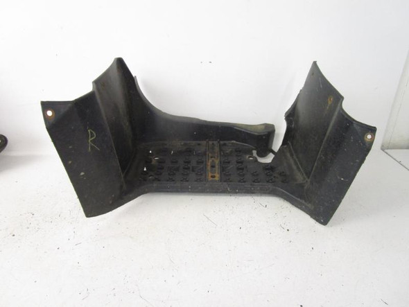 00 Yamaha YFM 400 Kodiak 2x4 Right Footwell 5GH-27463-00-00 2000-2001