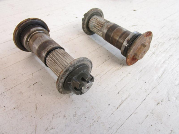 00 Yamaha YFM 400 Kodiak 2x4 Front Spindles 5HA-25181-00-00 2000-2001