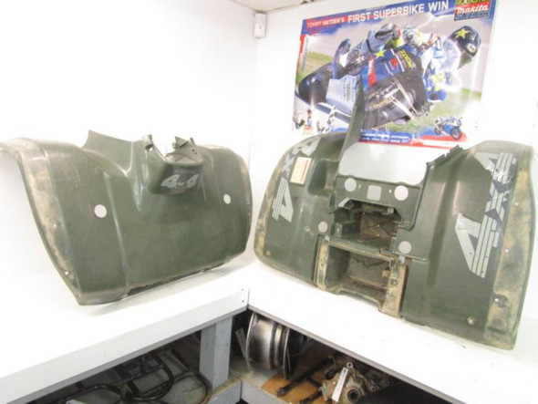 93 Honda TRX 300 FW Front Rear Fenders Green 61100-HM5-730ZB 1993-1995
