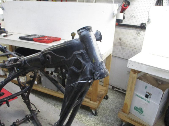 78 Yamaha DT 250 Frame Chassis 1M1-21110-02-30 1978