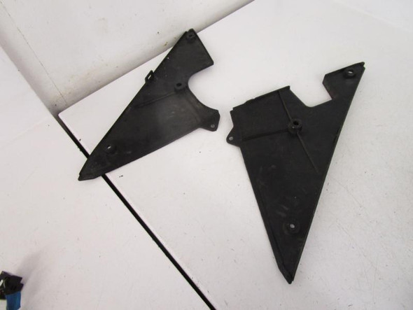 02 Suzuki GSXR 600 Inner Cowling Trim 94461-35F00 2001-2003