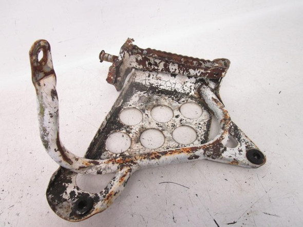 99 Yamaha YFS 200 Blaster Right Foot Guard 3JM-27446-00-00 1990-2006