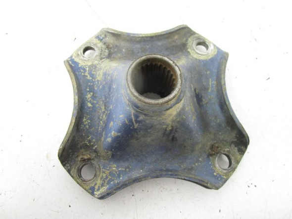 99 Yamaha YFS 200 Blaster Right Rear Wheel Hub 2XJ-25383-00-00 1986-2006