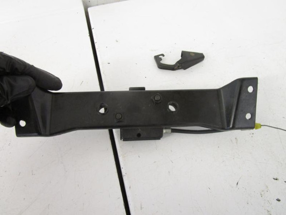 96 Kawasaki ZX11 D 1100 Ninja Seat Latch 27016-1098 1993-2001