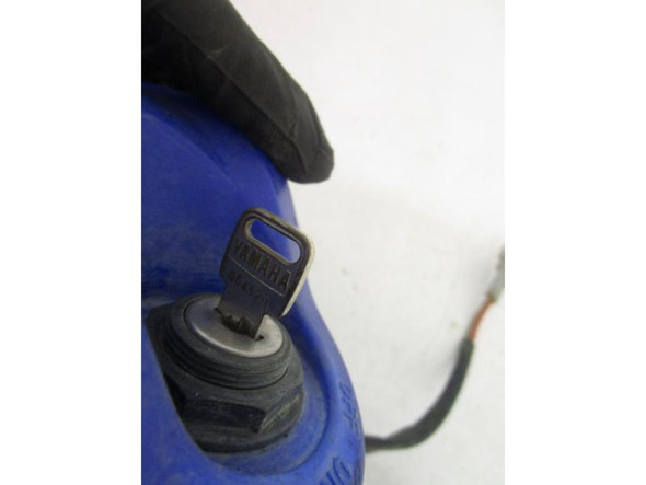 01 Yamaha YFM 660 Raptor Handlebar Cover Key Switch 5LP-26124-00-00 2001-2005