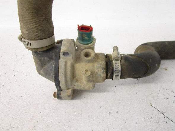 01 Yamaha YFM 660 Raptor Thermostat Housing 5LP-12417-00-00 2001-2005
