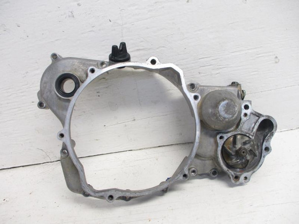 01 Yamaha YZ 250 2 Stroke Clutch Cover Housing 5CU-15431-00-00 1999-2001
