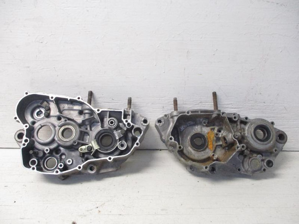 01 Yamaha YZ 250 2 Stroke Cases Left Right Case Crankcase 5CU-15111-02 2000-2001