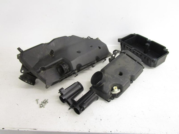 04 Honda FSC 600 D Silverwing Airbox Housing 17235-MCT-000 2002-2004