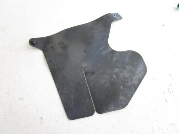 04 Honda FSC 600 D Silverwing Right Left Tank Guard 17526-MCT-000 2002-2013